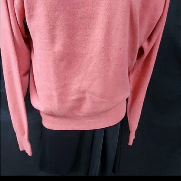 Erdos Coral Pink Cashmere Sweater Size Medium - Picture 3 of 8